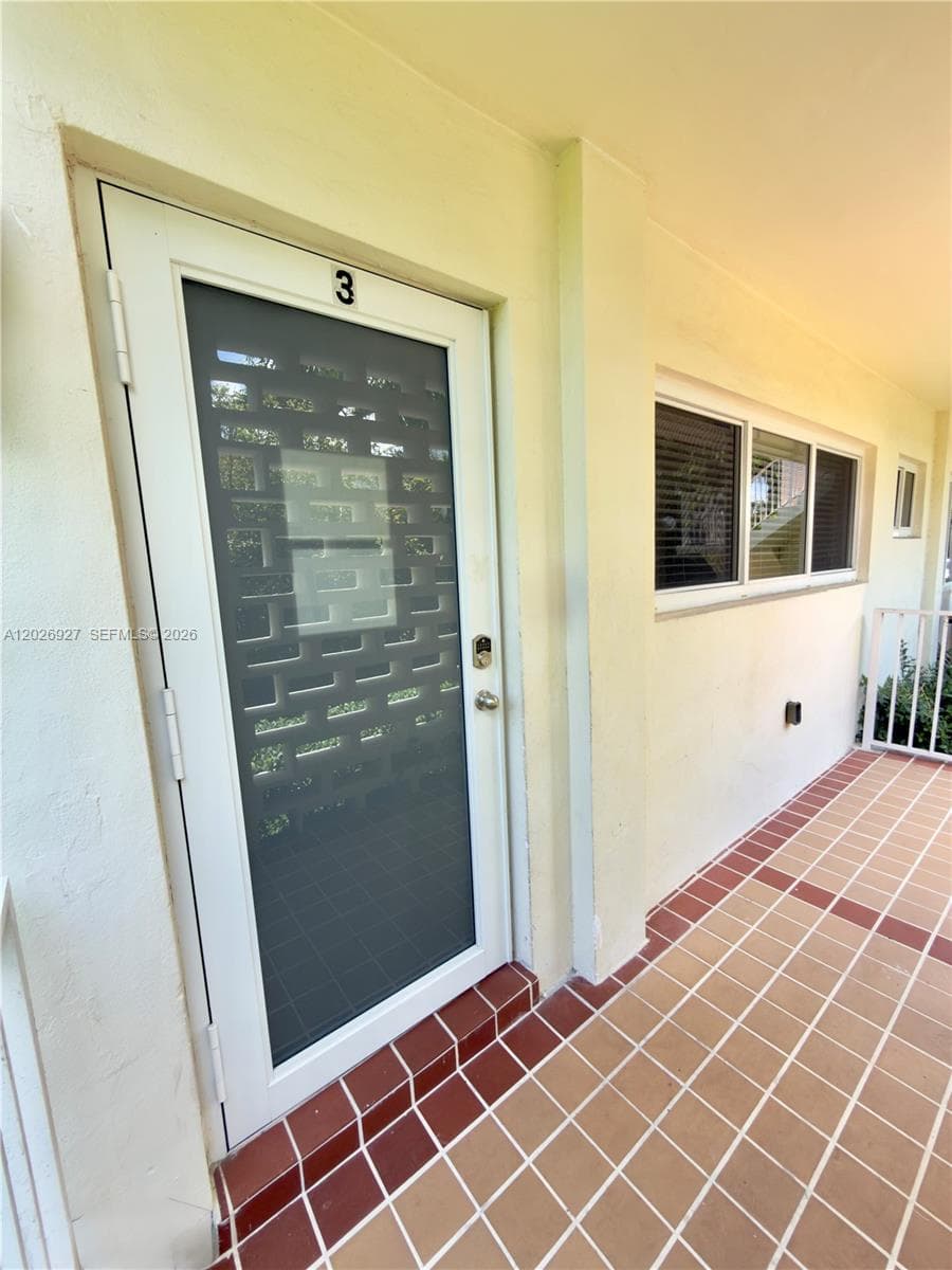 1035 94th St # 3, Bay Harbor Islands FL 33154 — 23