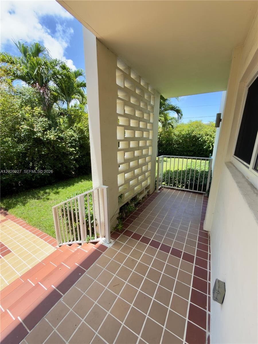 1035 94th St # 3, Bay Harbor Islands FL 33154 — 22