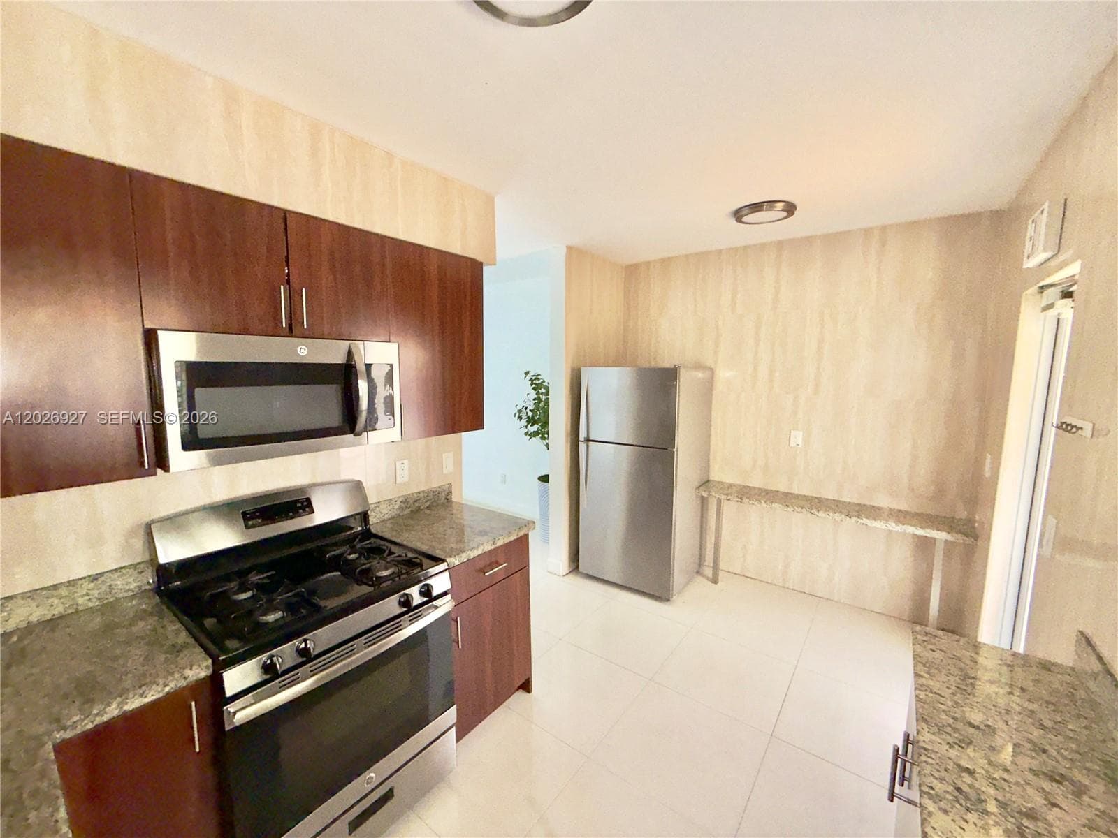 1035 94th St # 3, Bay Harbor Islands FL 33154 — 7