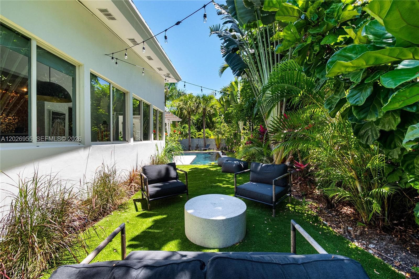3520 Saint Gaudens Ct, Miami FL 33133 — 28
