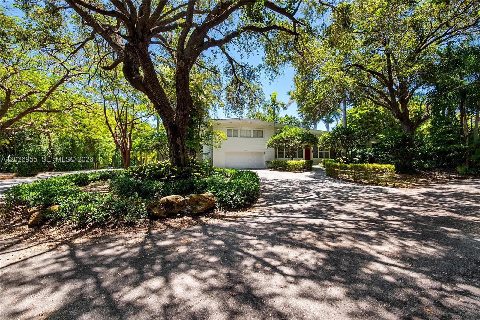 3520 Saint Gaudens Ct, Miami FL 33133 — 30