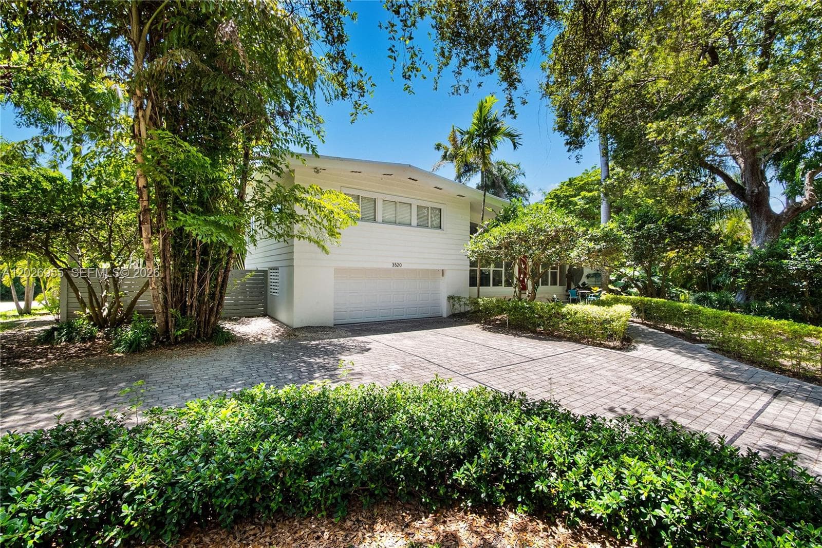 3520 Saint Gaudens Ct, Miami FL 33133 — 34