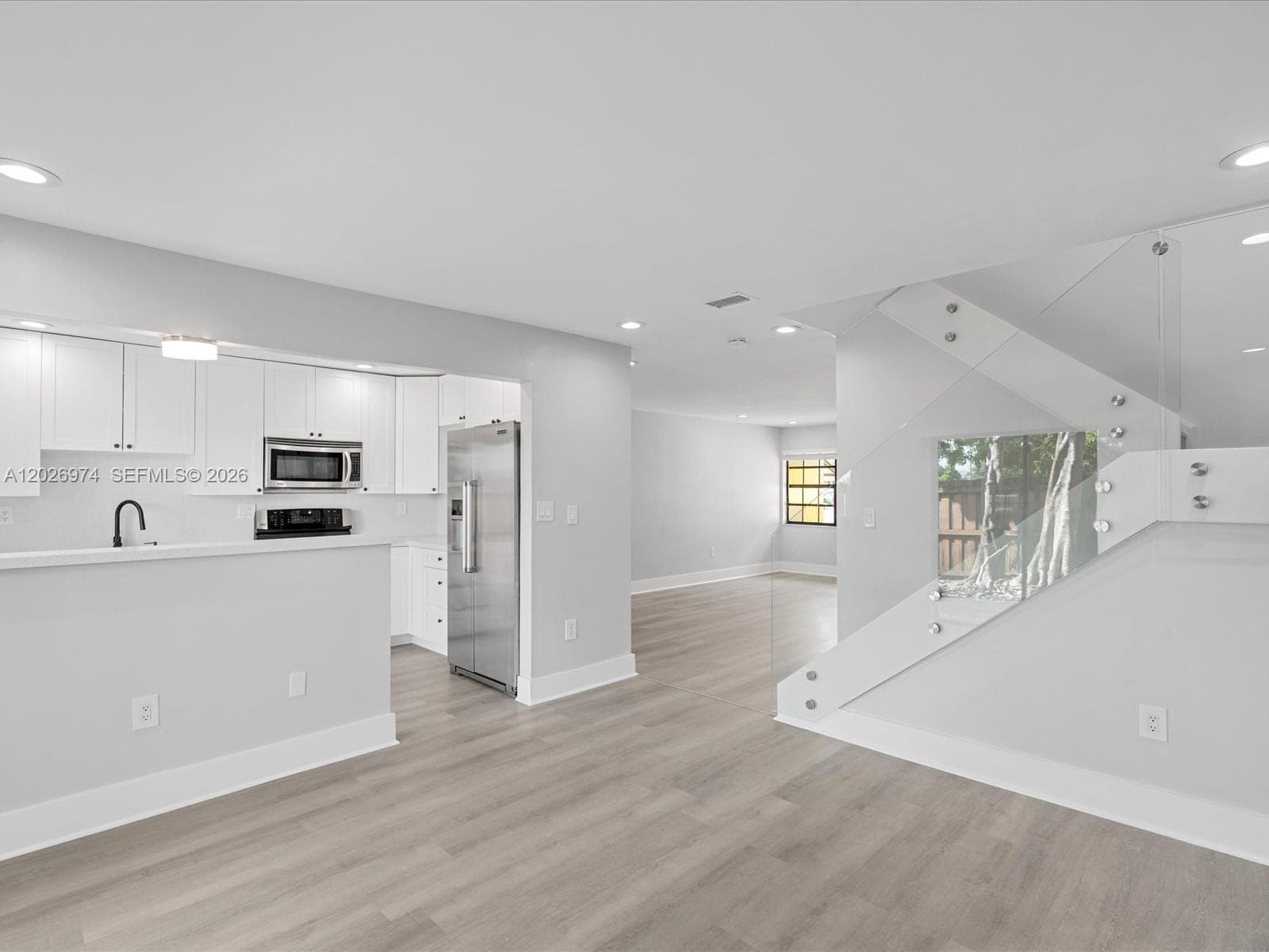 1089 NE 210th Ter, Miami FL 33179 — 1