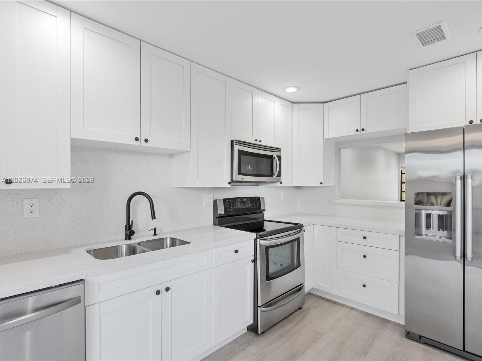 1089 NE 210th Ter, Miami FL 33179 — 9