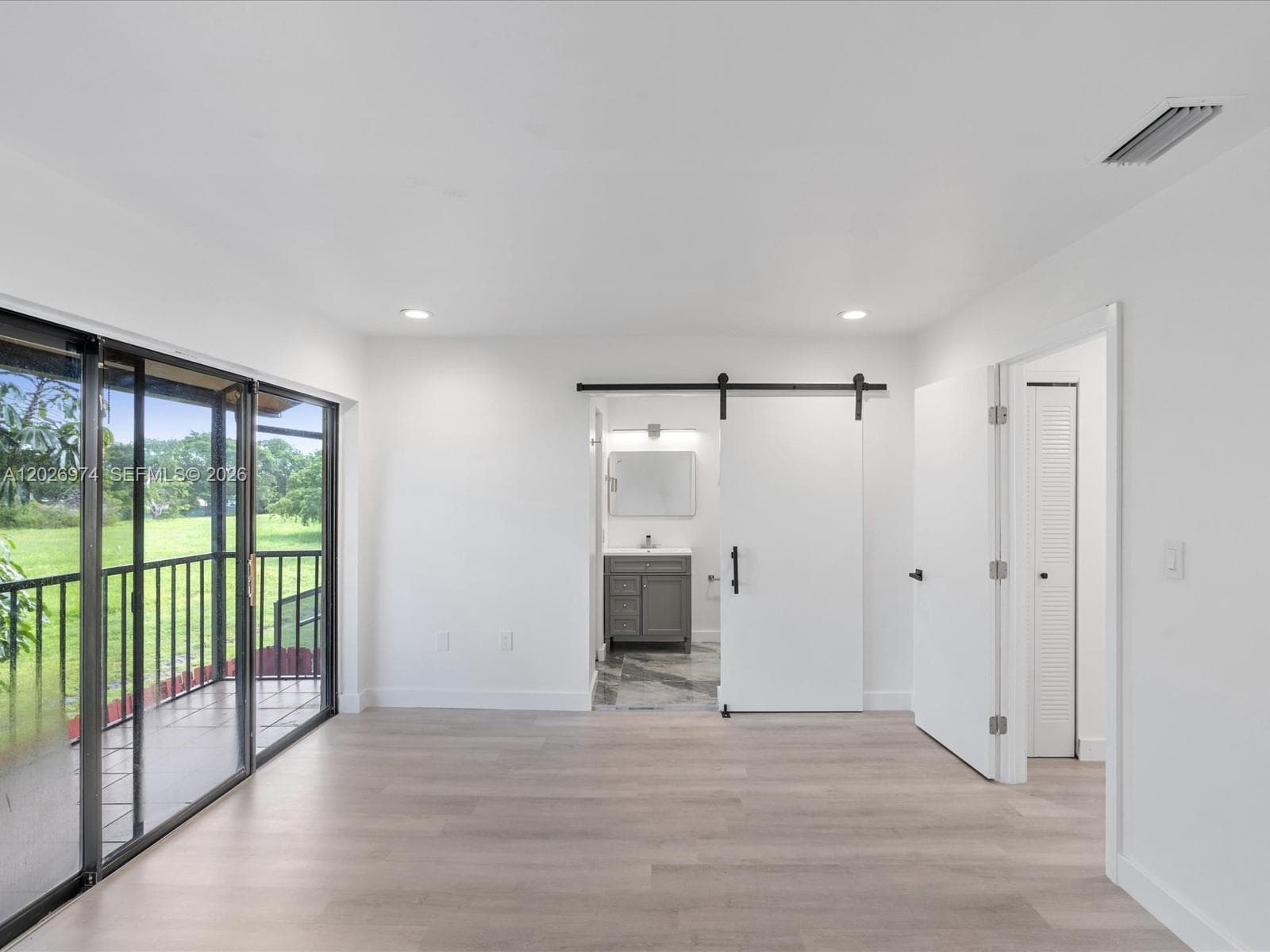1089 NE 210th Ter, Miami FL 33179 — 15