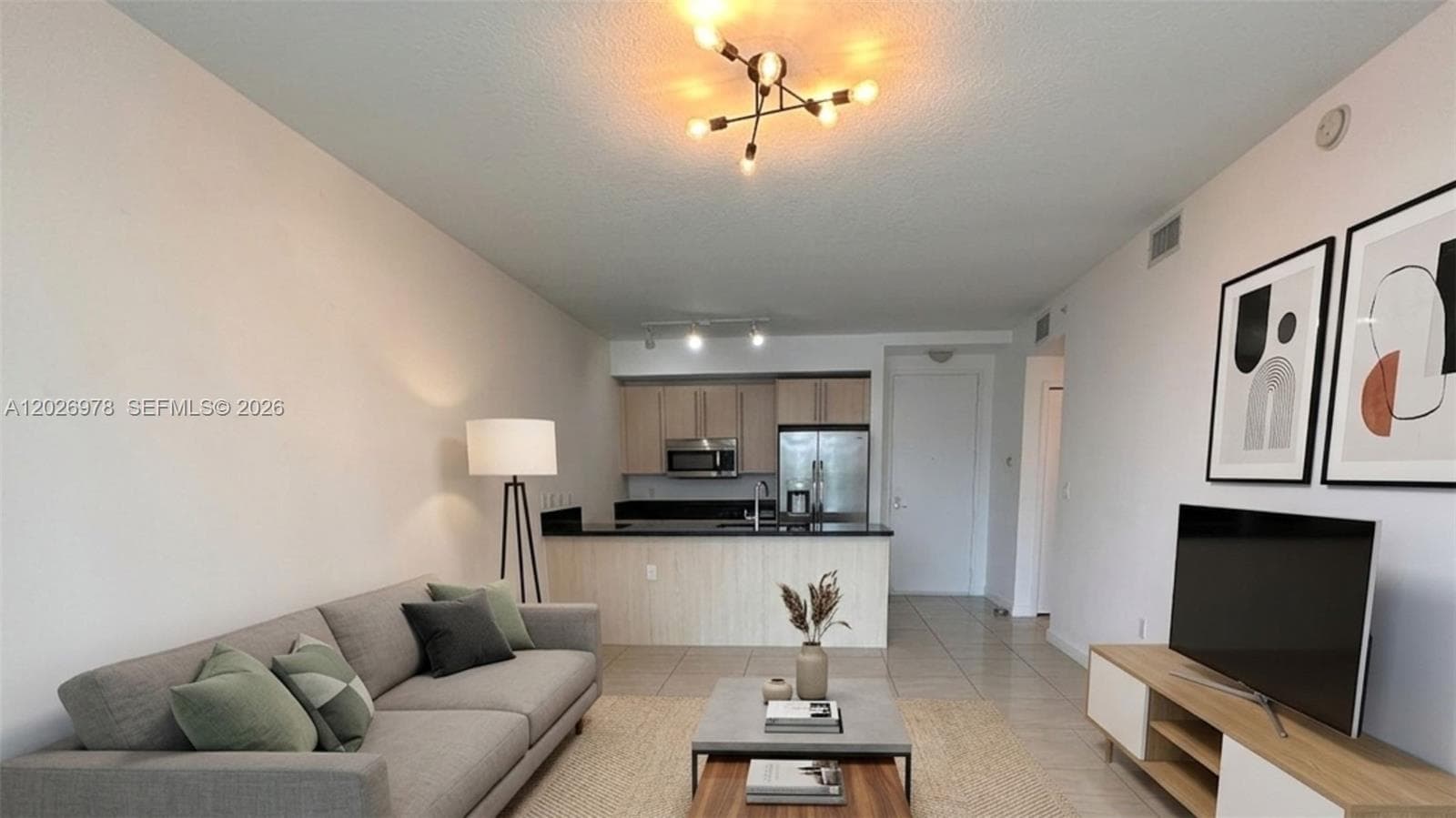 79 SW 12th St, Miami FL 33130 — 1