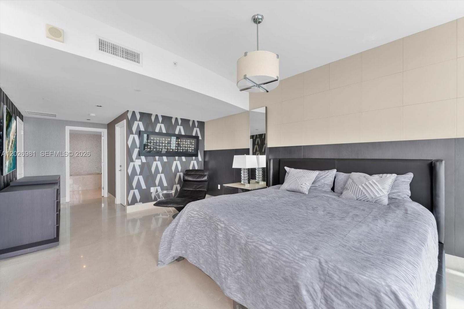 17121 Collins Ave # 3905, Sunny Isles Beach FL 33160 — 17