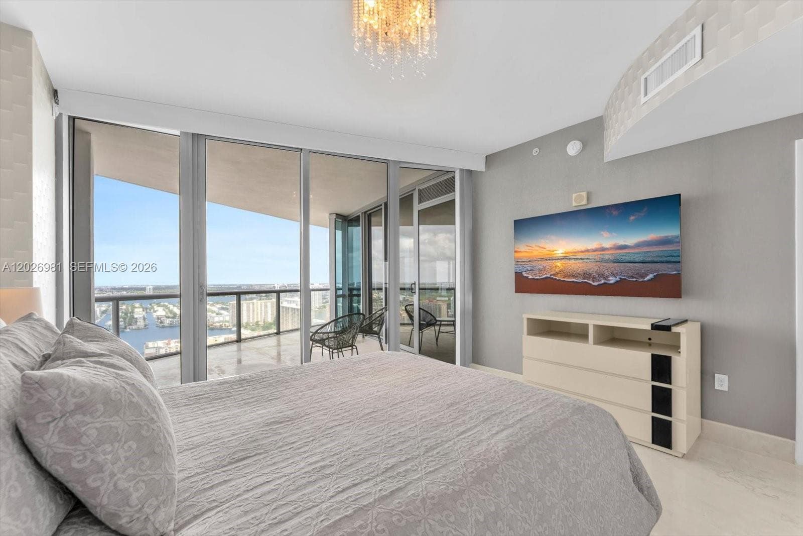 17121 Collins Ave # 3905, Sunny Isles Beach FL 33160 — 32