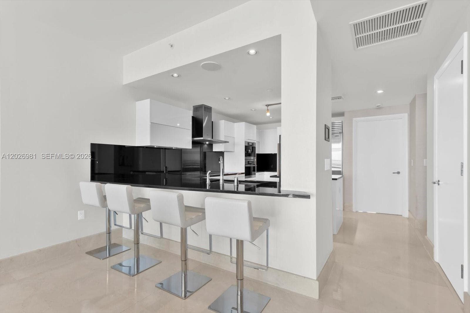 17121 Collins Ave # 3905, Sunny Isles Beach FL 33160 — 14