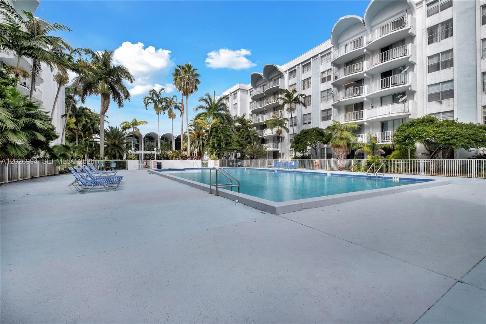 496 NW 165th St Rd # 616, Miami FL 33169 — 4