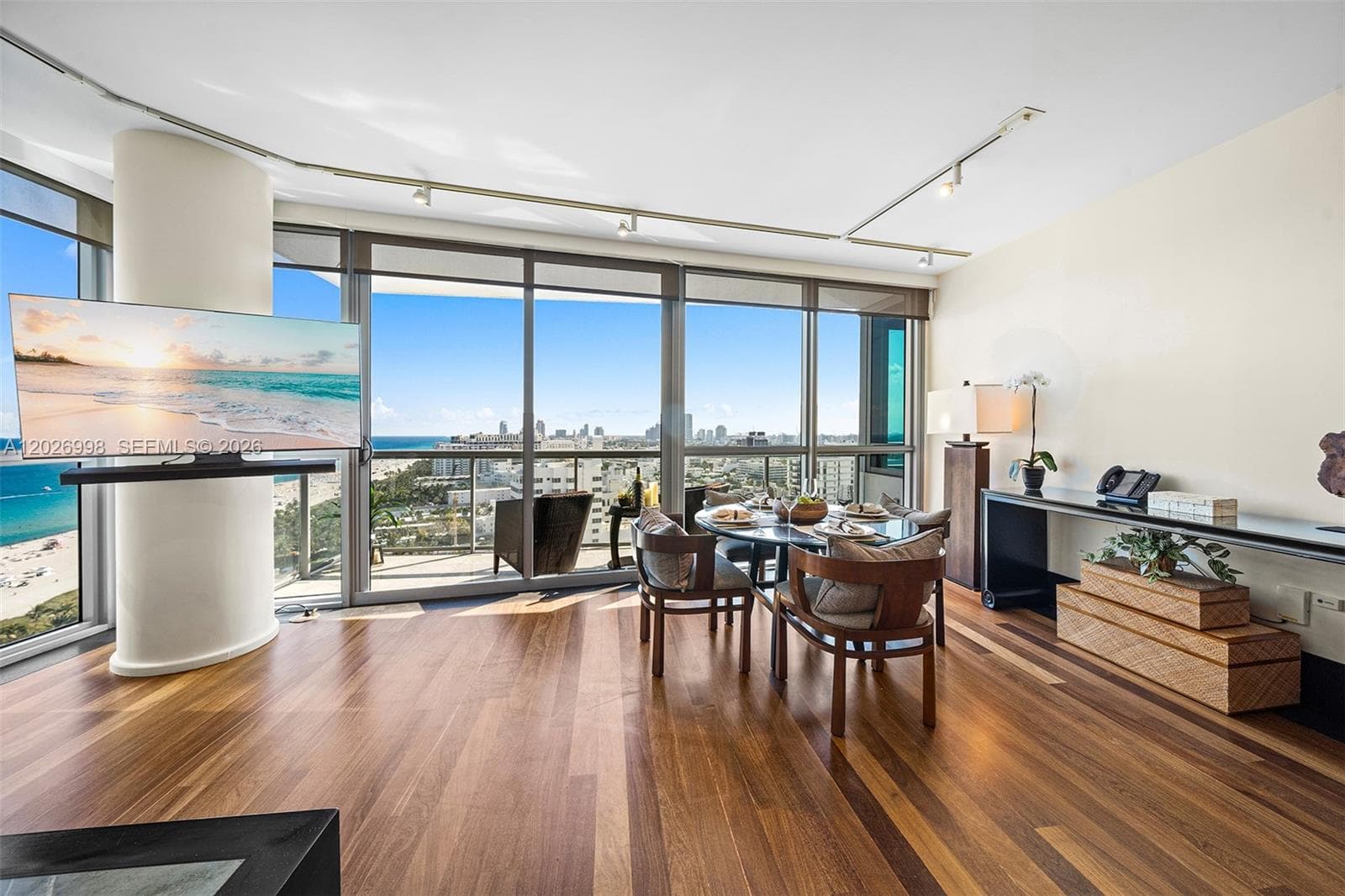 101 20th St # 2404, Miami Beach FL 33139 — 7