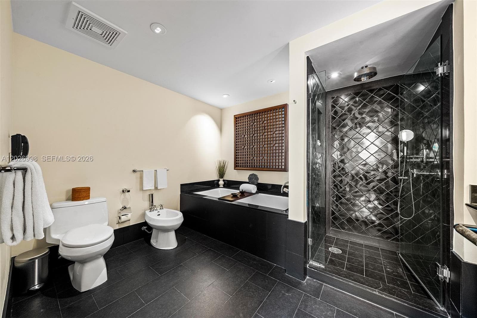 101 20th St # 2404, Miami Beach FL 33139 — 28