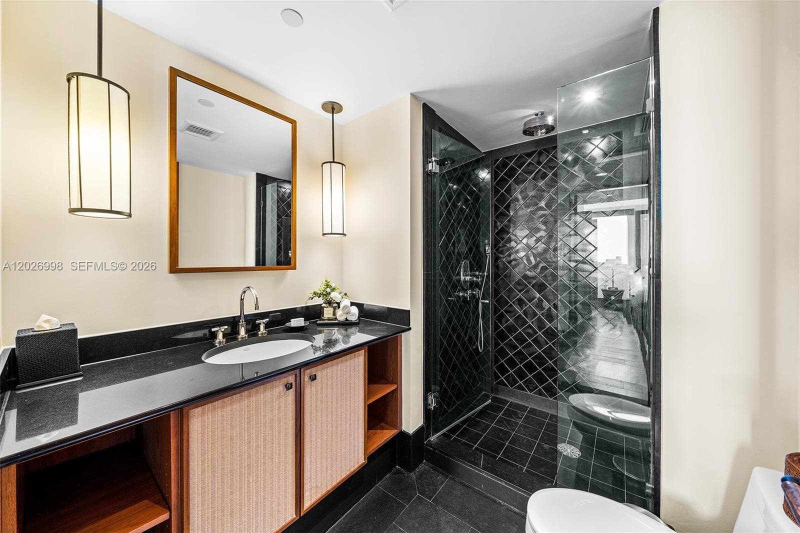 101 20th St # 2404, Miami Beach FL 33139 — 20