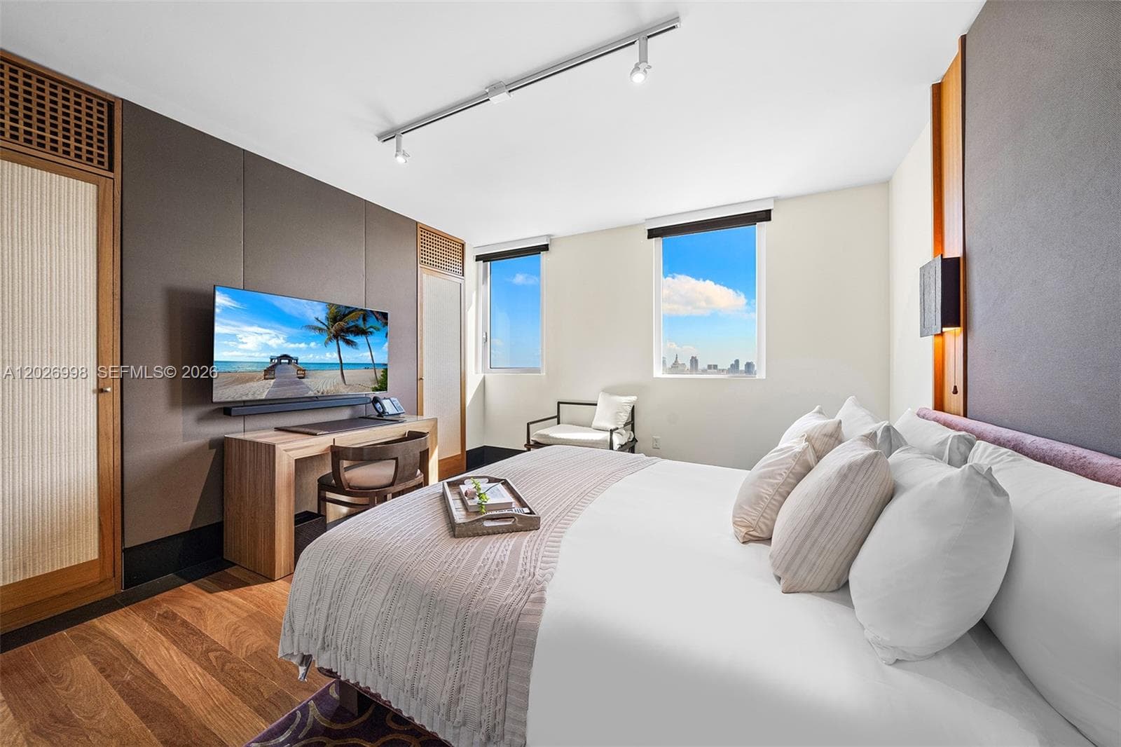 101 20th St # 2404, Miami Beach FL 33139 — 24