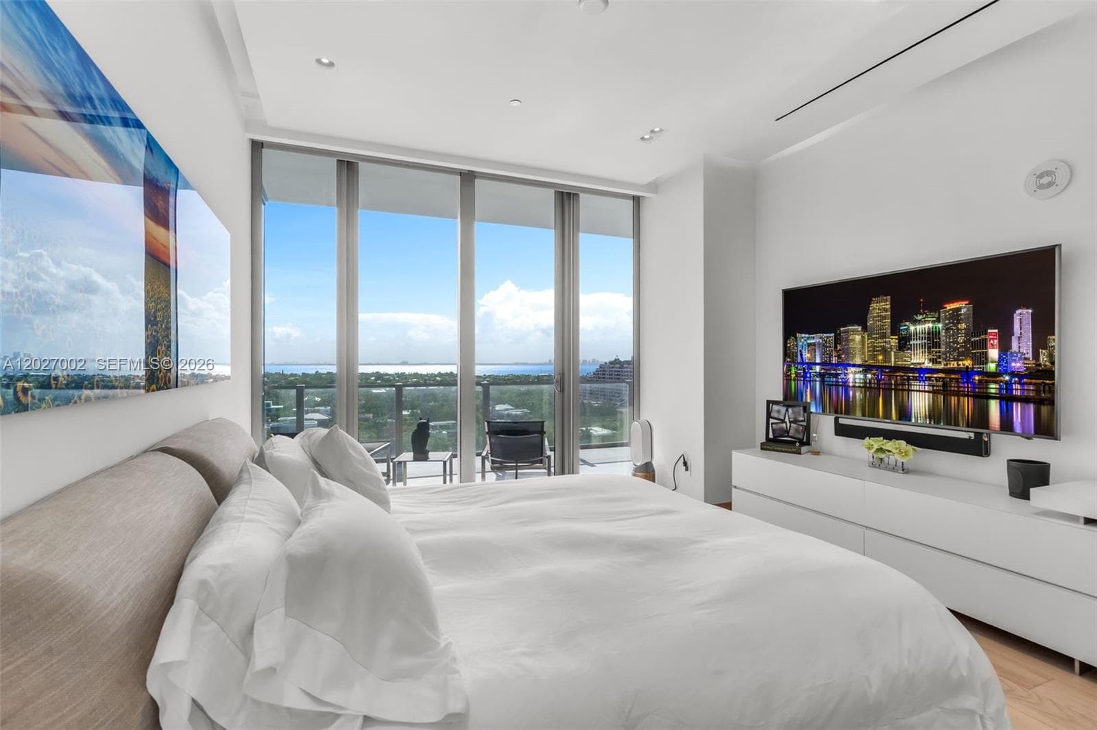 350 Ocean Dr, Key Biscayne FL 33149 — 52