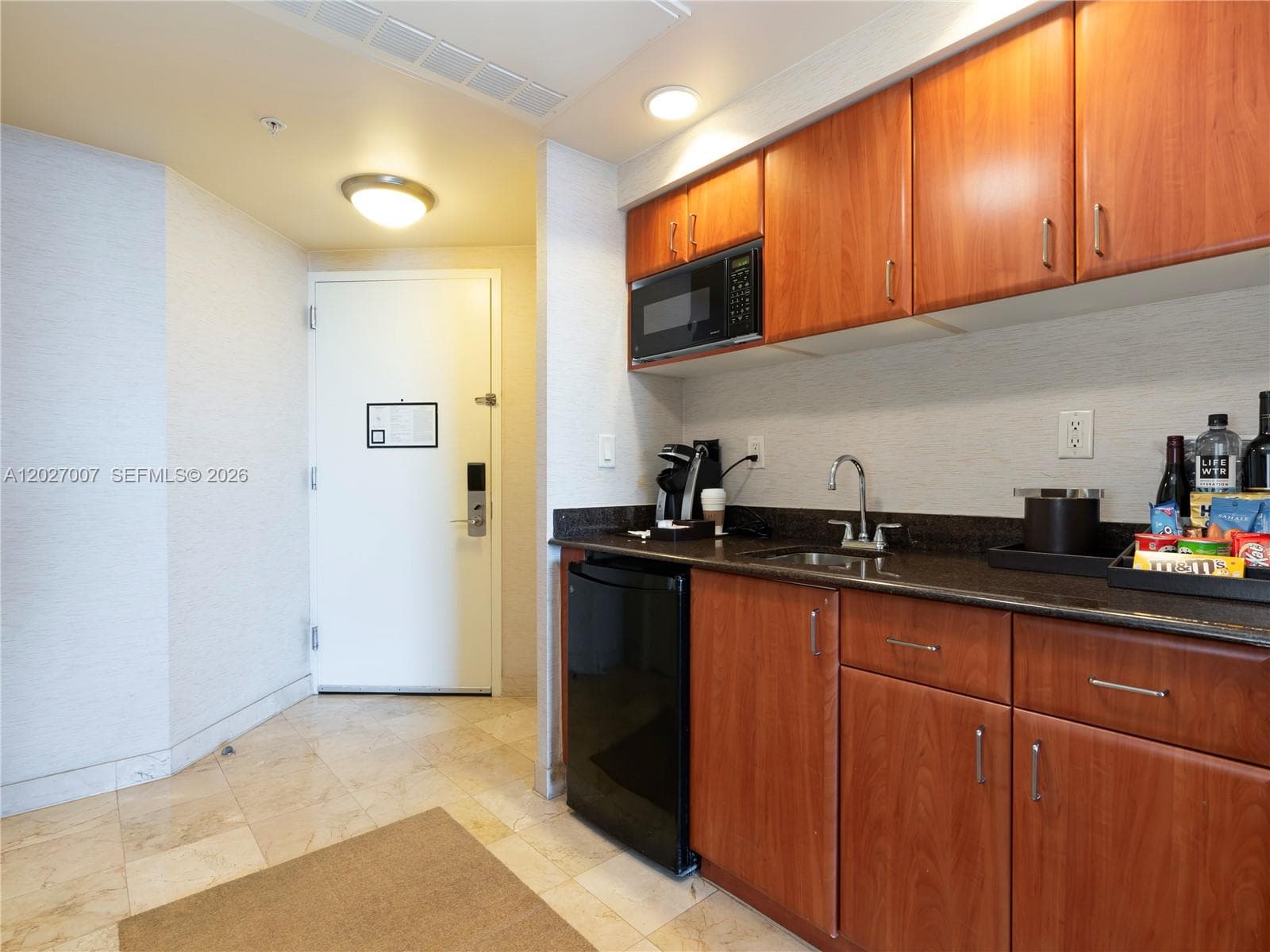 18001 Collins Ave # 1506, Sunny Isles Beach FL 33160 — 16