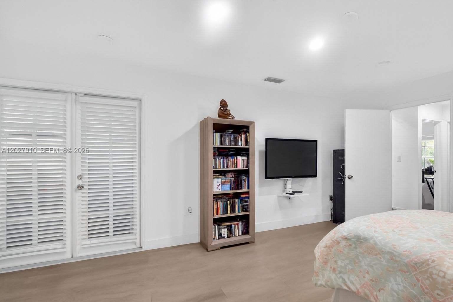 18847 NW 83rd Pl, Hialeah FL 33015 — 19