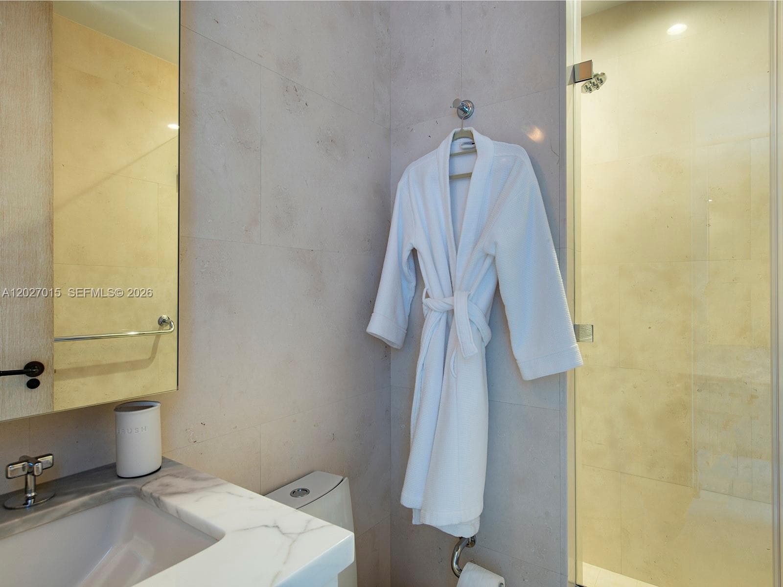 100 S Pointe Dr # 3407, Miami Beach FL 33139 — 19