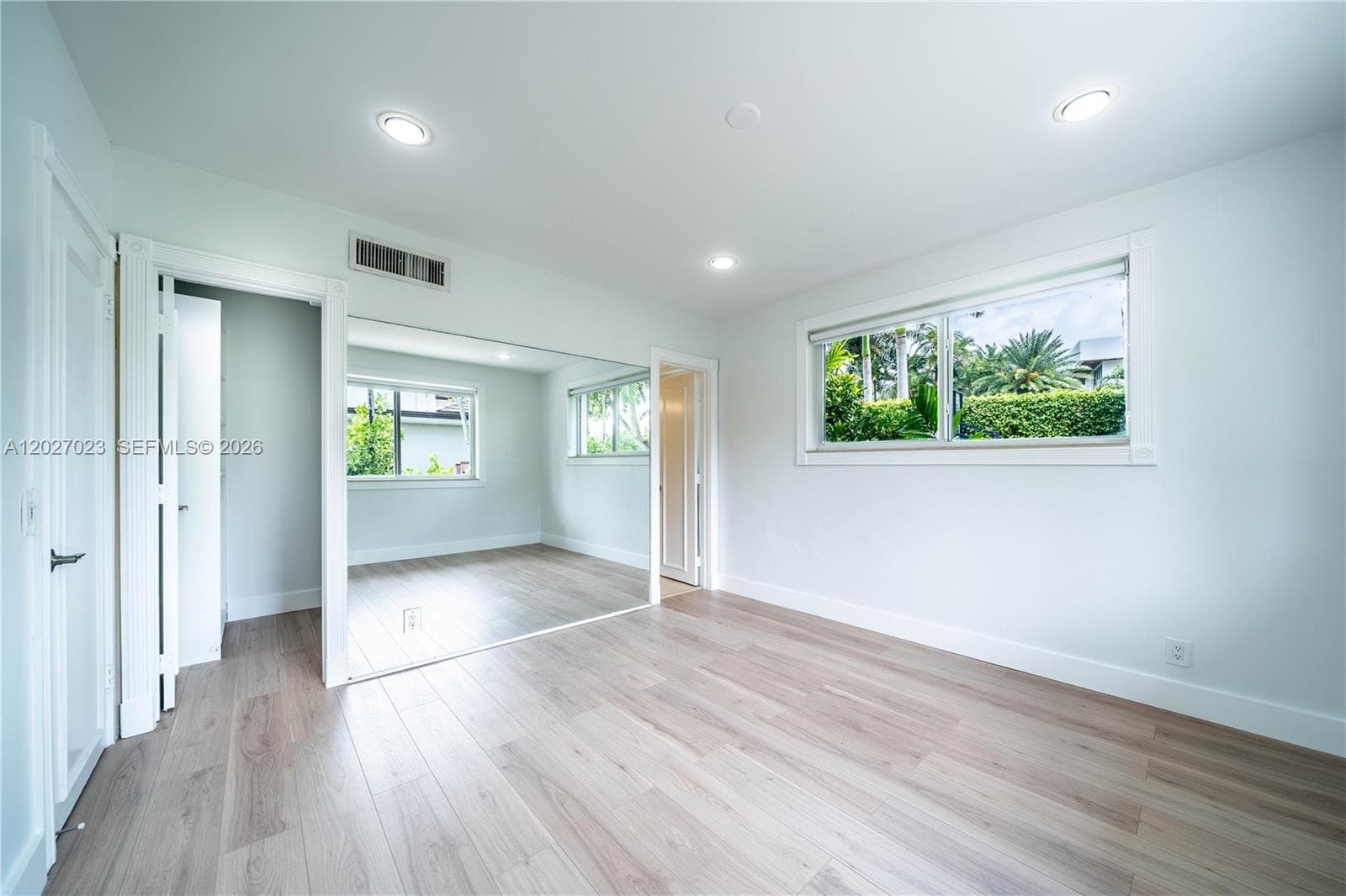 9835 W Broadview Dr, Bay Harbor Islands FL 33154 — 9