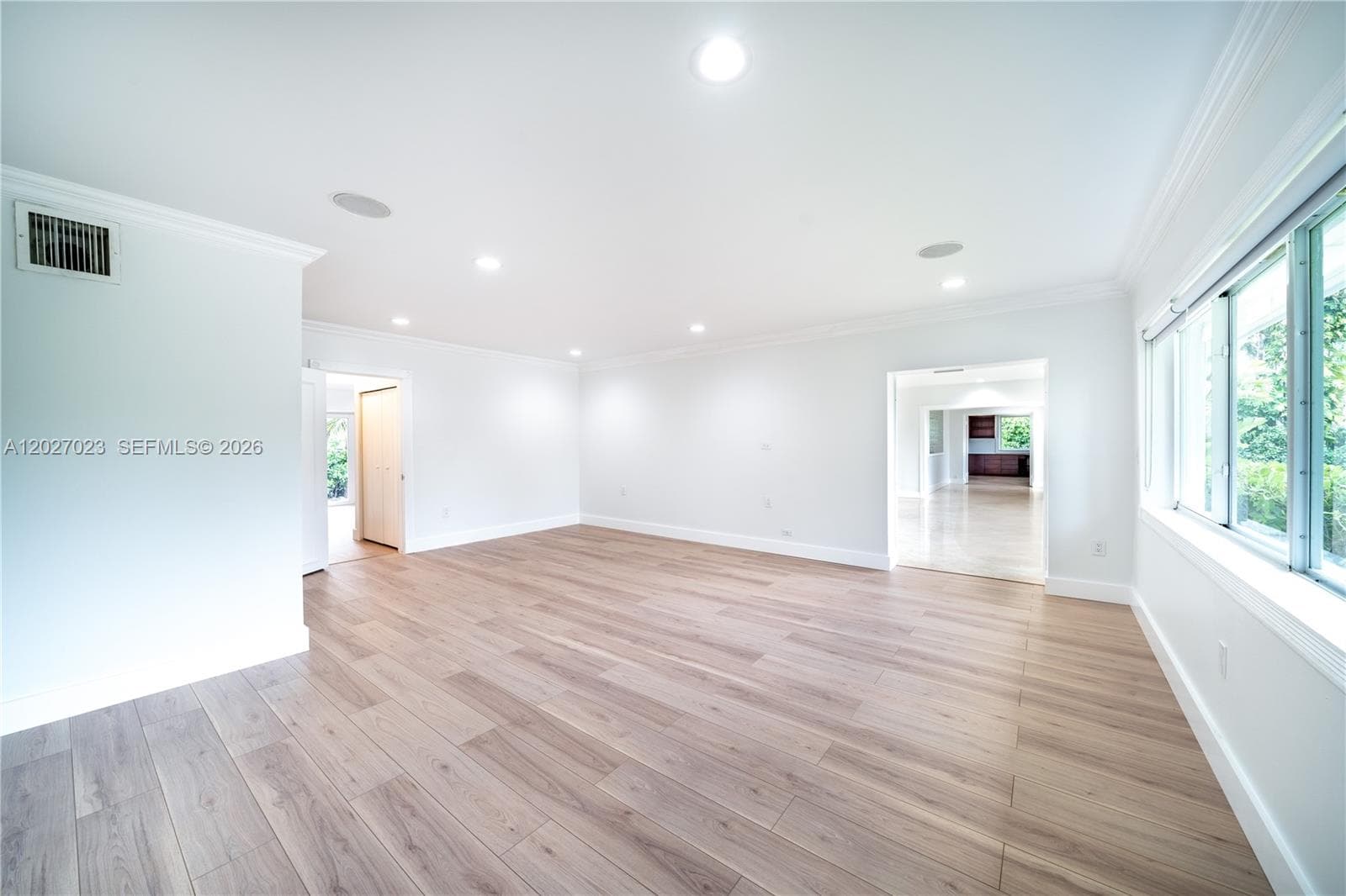 9835 W Broadview Dr, Bay Harbor Islands FL 33154 — 8