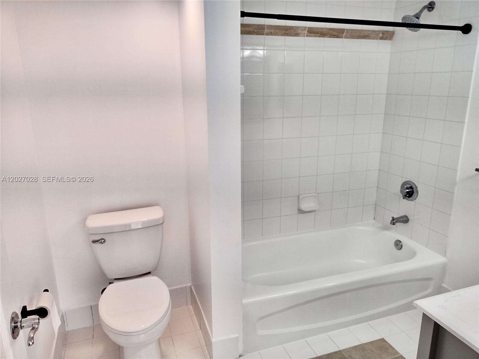 1200 Brickell Bay Dr # 2005, Miami FL 33131 — 13
