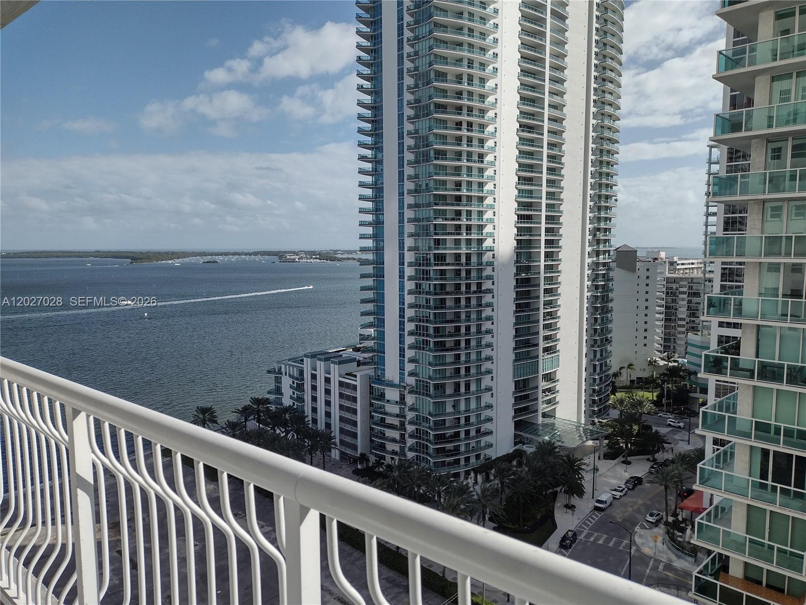 1200 Brickell Bay Dr # 2005, Miami FL 33131 — 1