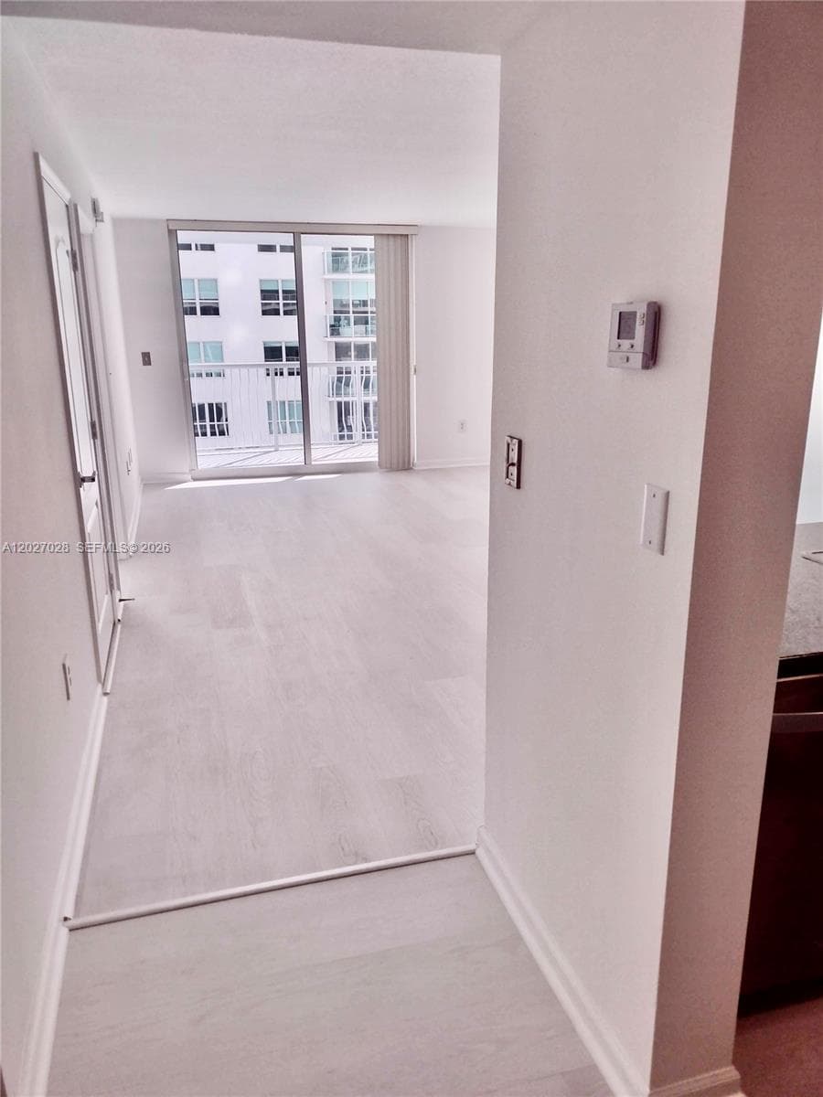 1200 Brickell Bay Dr # 2005, Miami FL 33131 — 18
