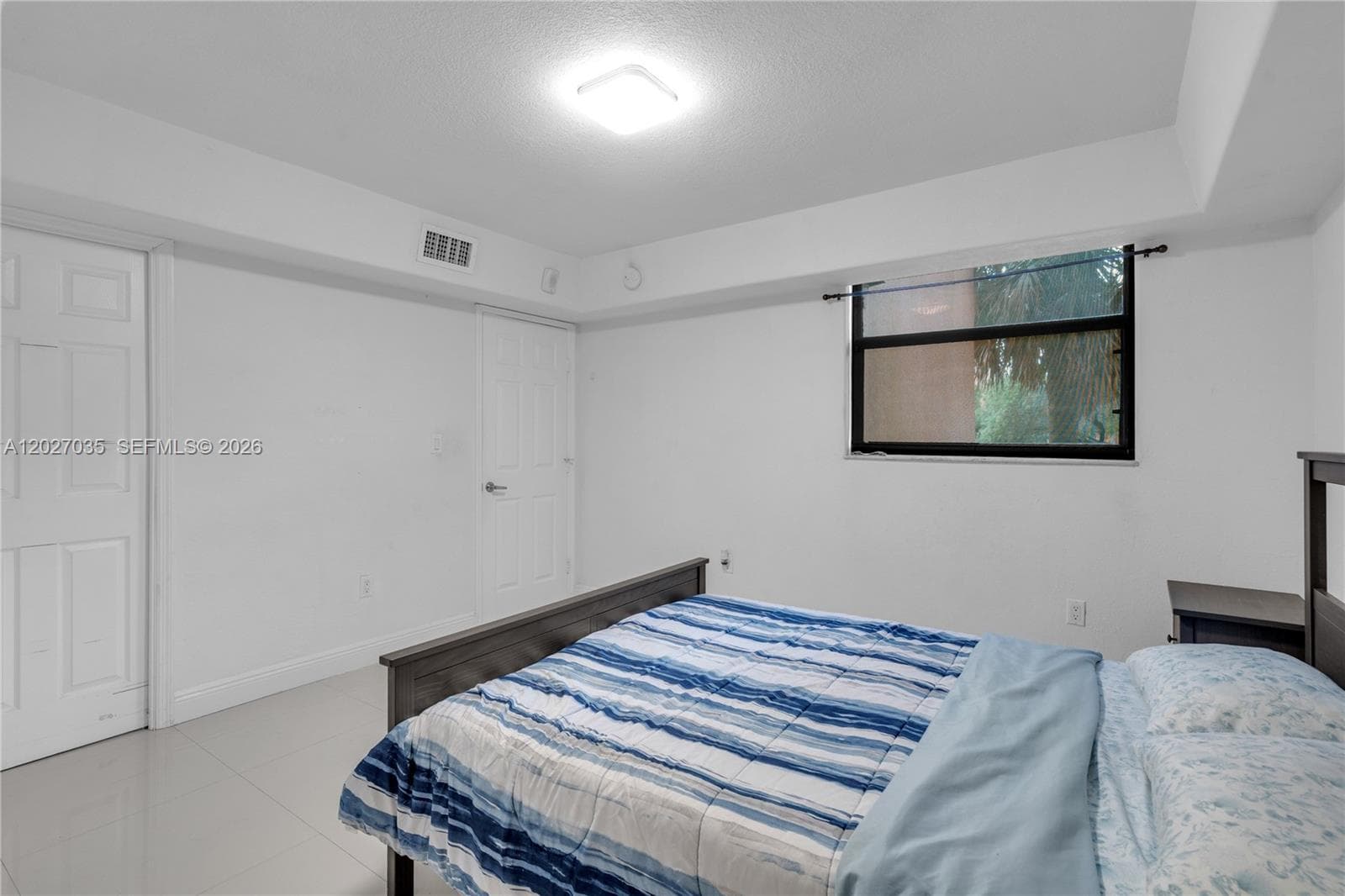 9440 W Flagler St # 208, Miami FL 33174 — 12