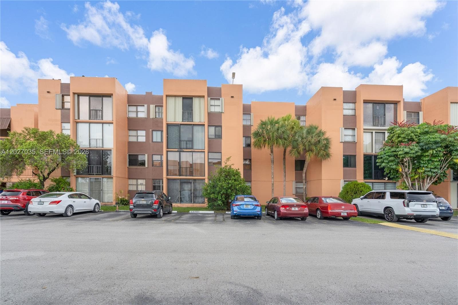 9440 W Flagler St # 208, Miami FL 33174 — 20