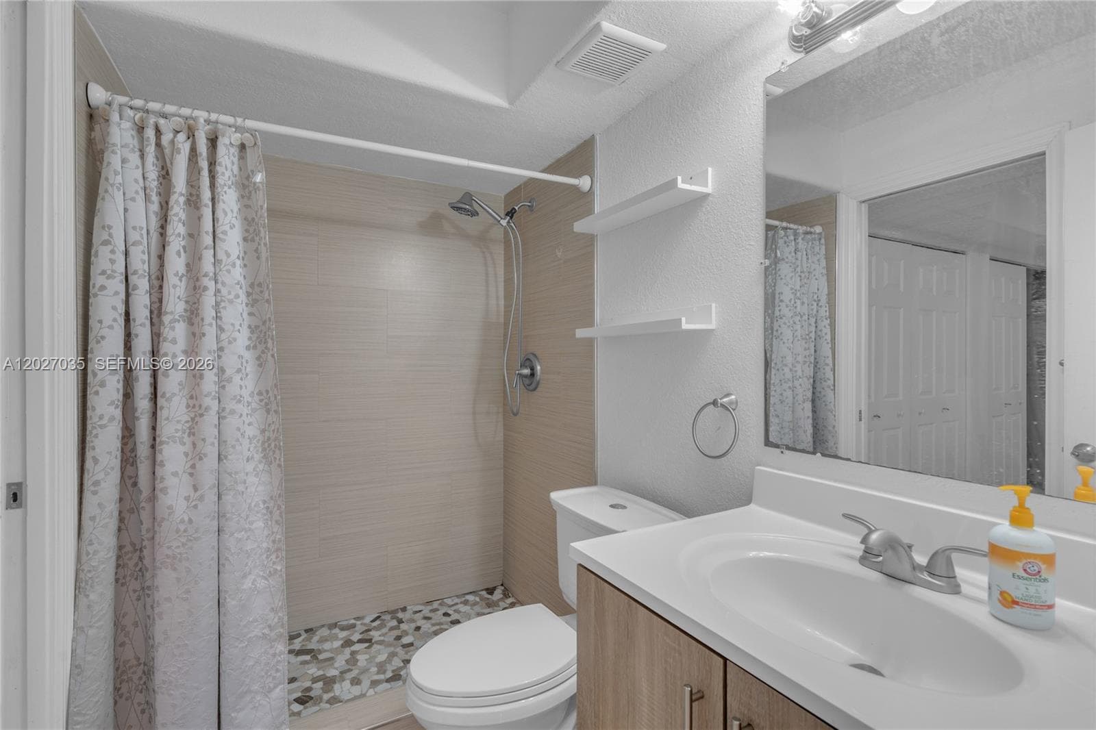 9440 W Flagler St # 208, Miami FL 33174 — 14