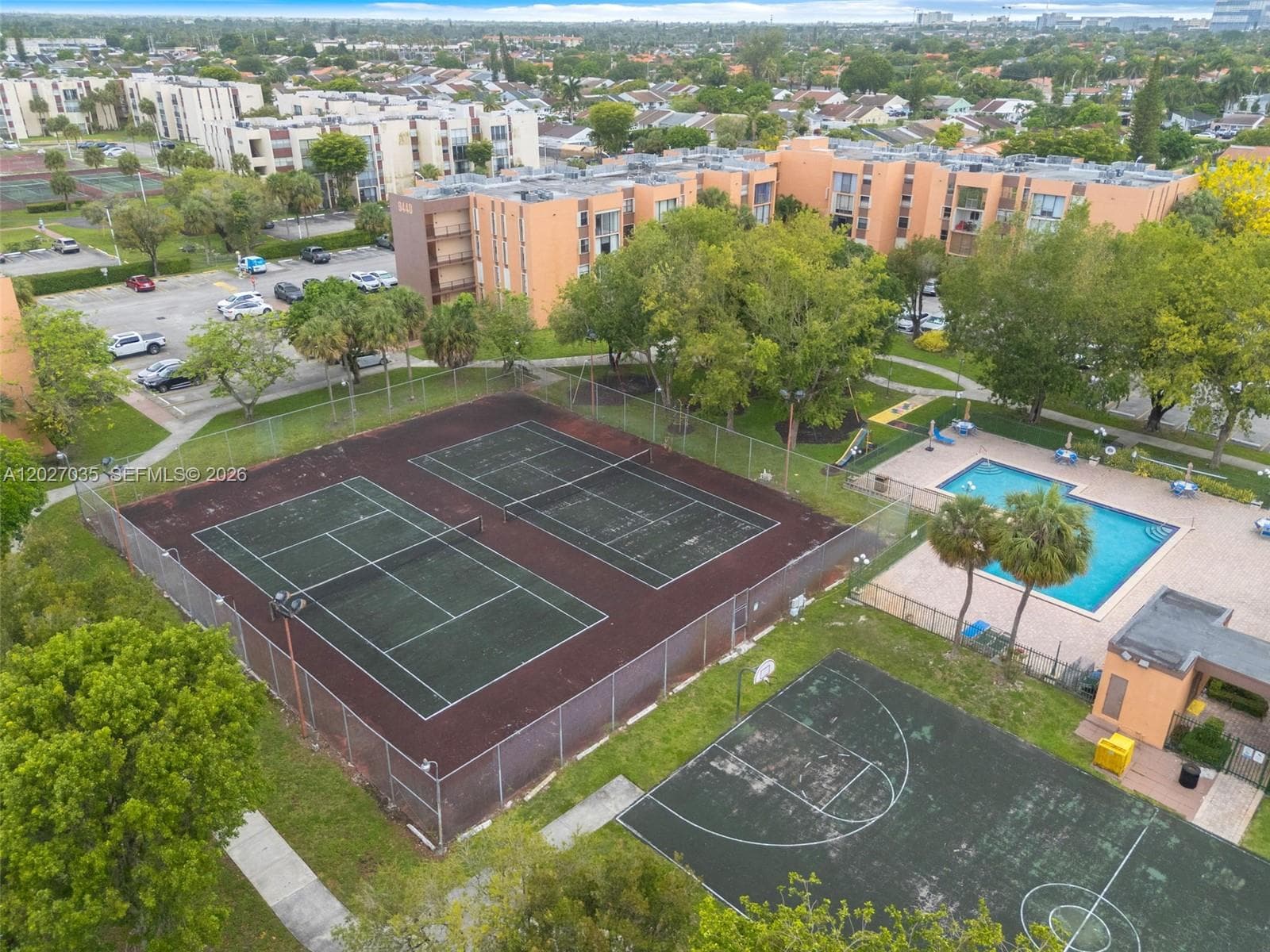 9440 W Flagler St # 208, Miami FL 33174 — 19