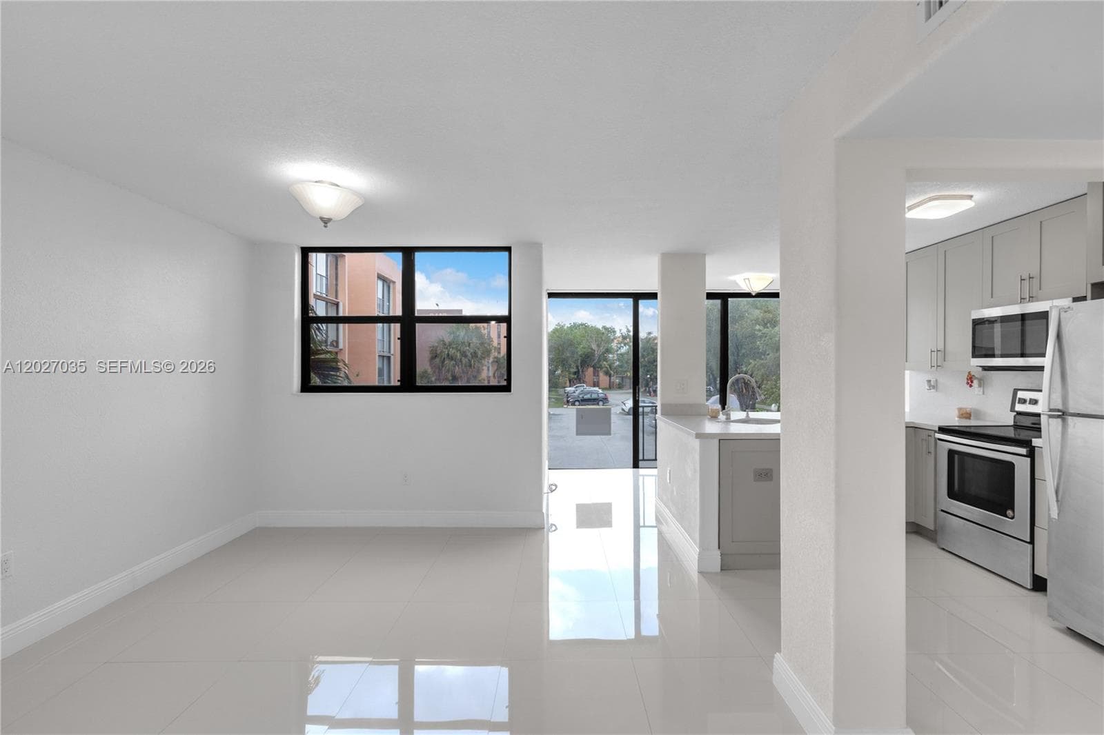 9440 W Flagler St # 208, Miami FL 33174 — 4