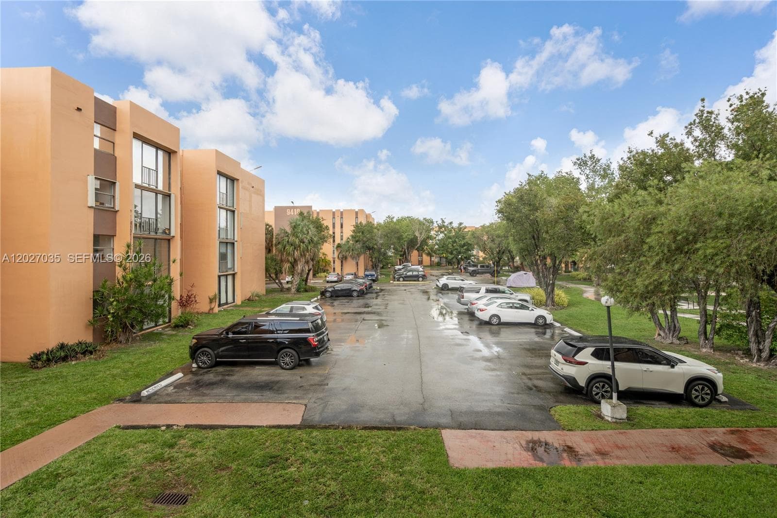 9440 W Flagler St # 208, Miami FL 33174 — 21