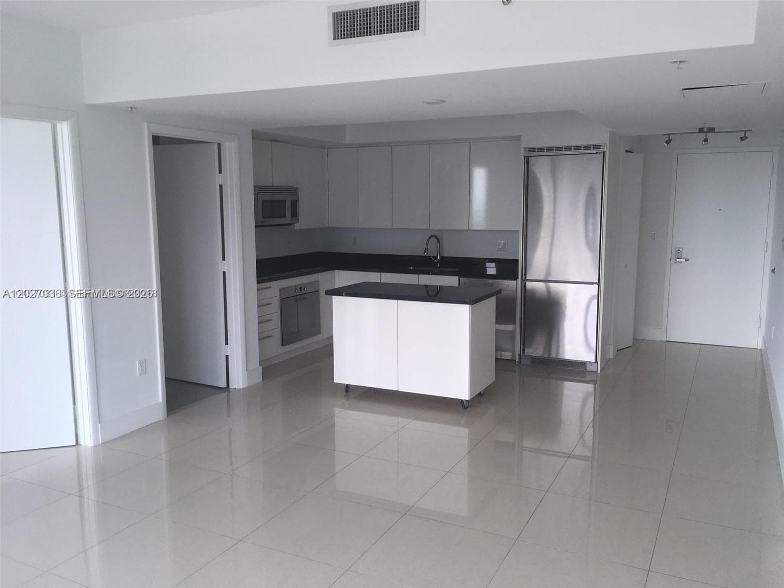 92 SW 3rd St # 3404, Miami FL 33130 — 6