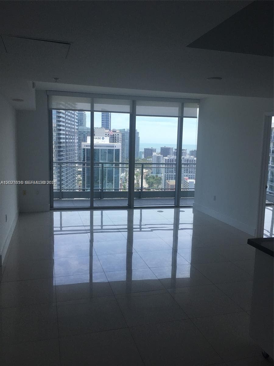 92 SW 3rd St # 3404, Miami FL 33130 — 4