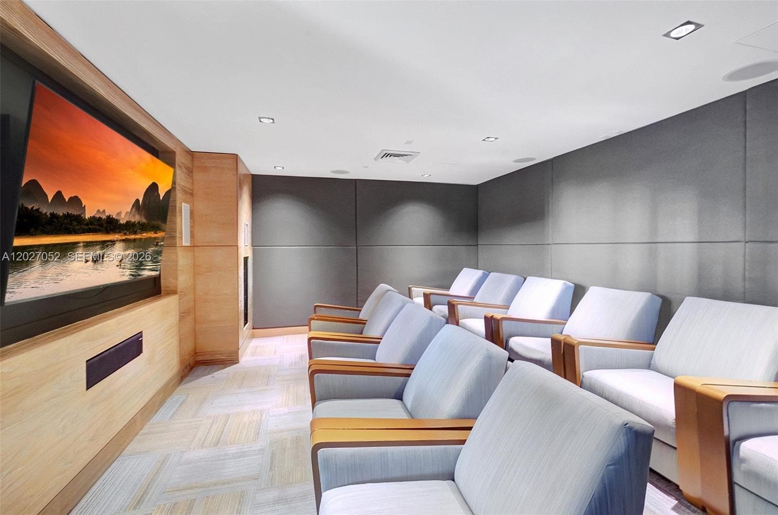 950 Brickell Bay Dr # 4504, Miami FL 33131 — 28