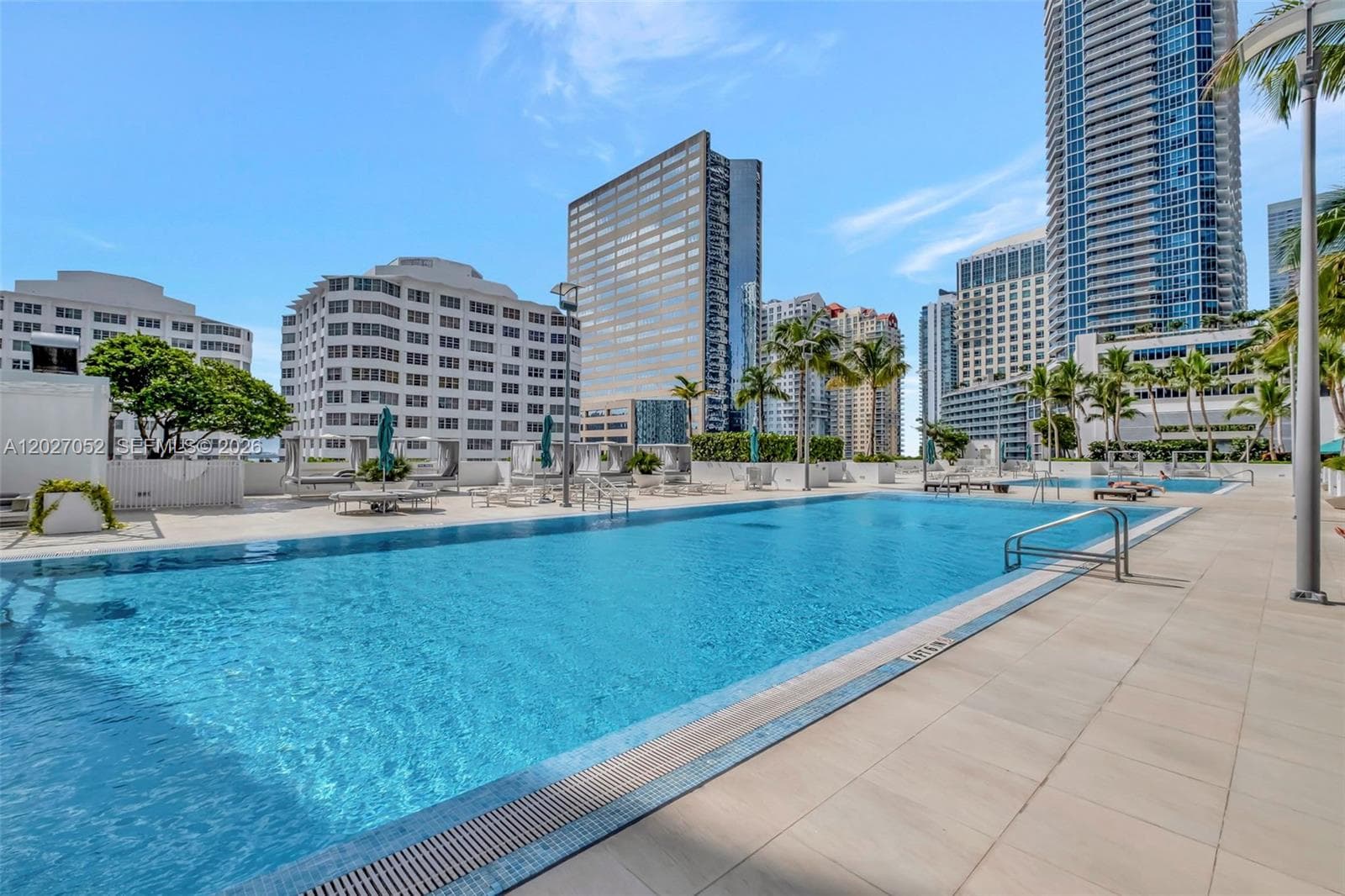 950 Brickell Bay Dr # 4504, Miami FL 33131 — 20