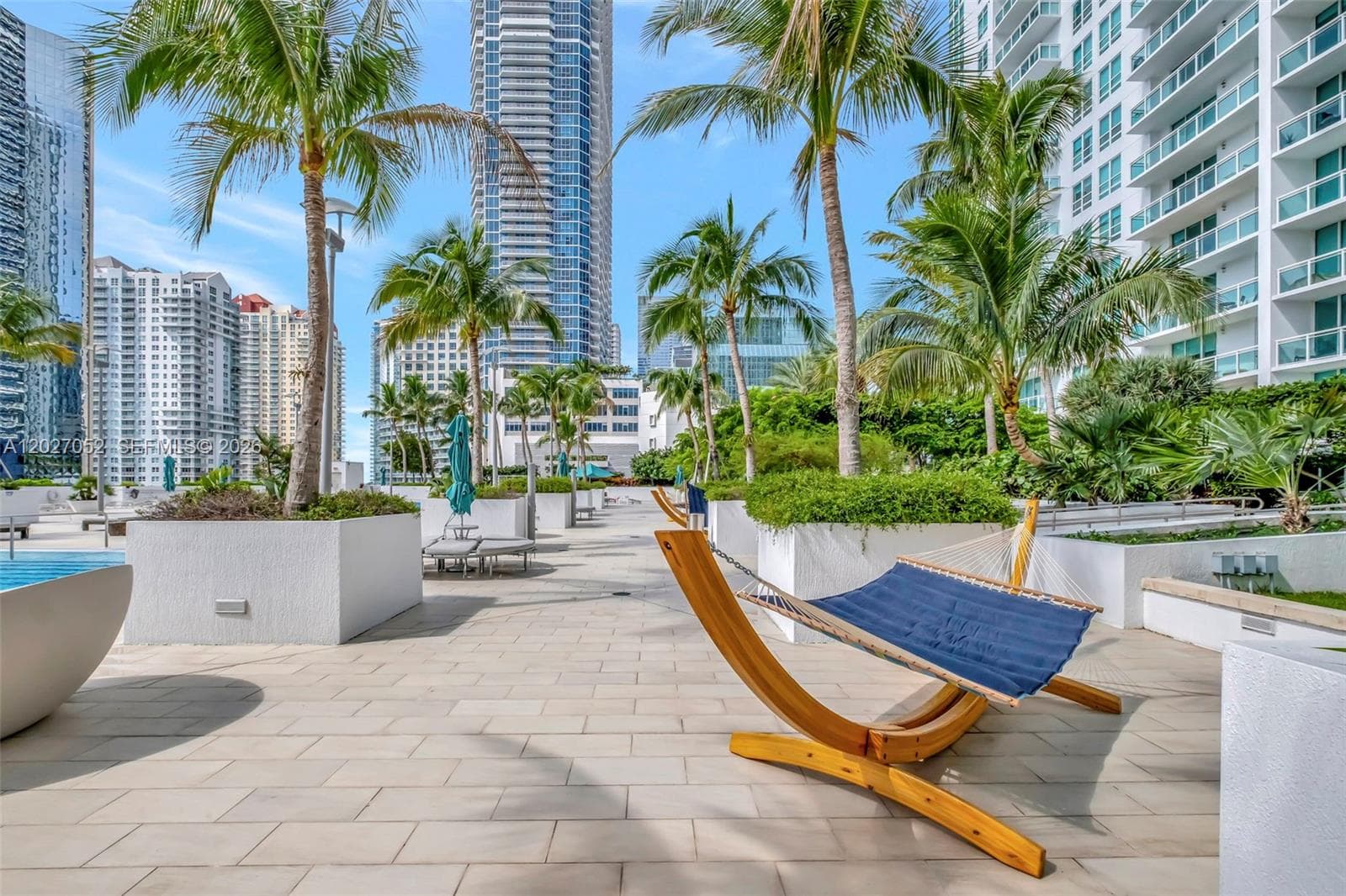 950 Brickell Bay Dr # 4504, Miami FL 33131 — 21