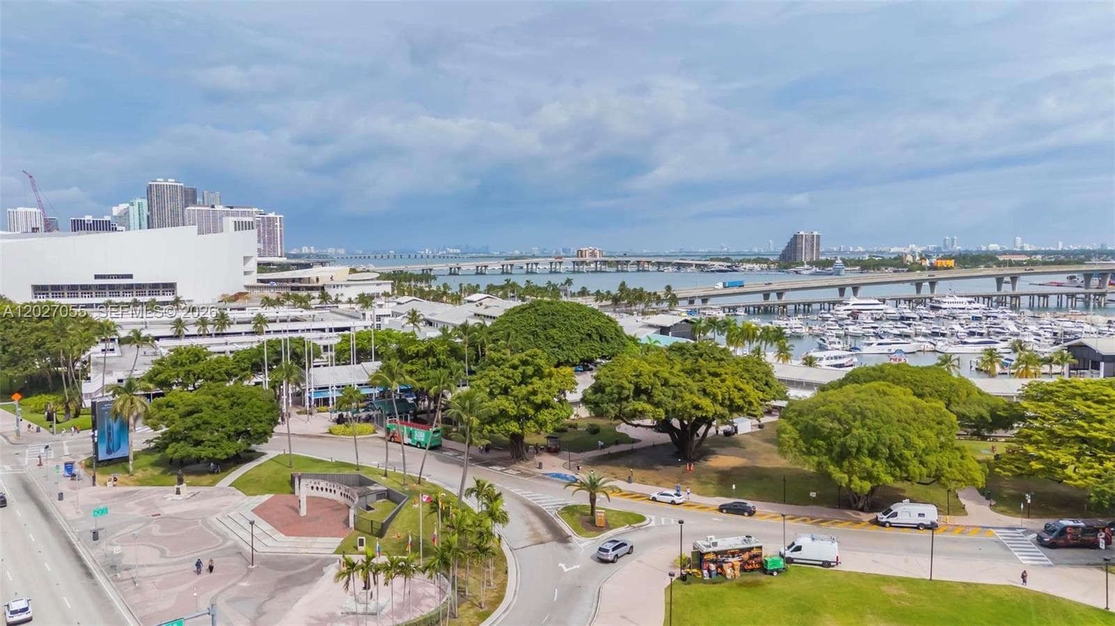 227 NE 2nd St # 2611, Miami FL 33132 — 9
