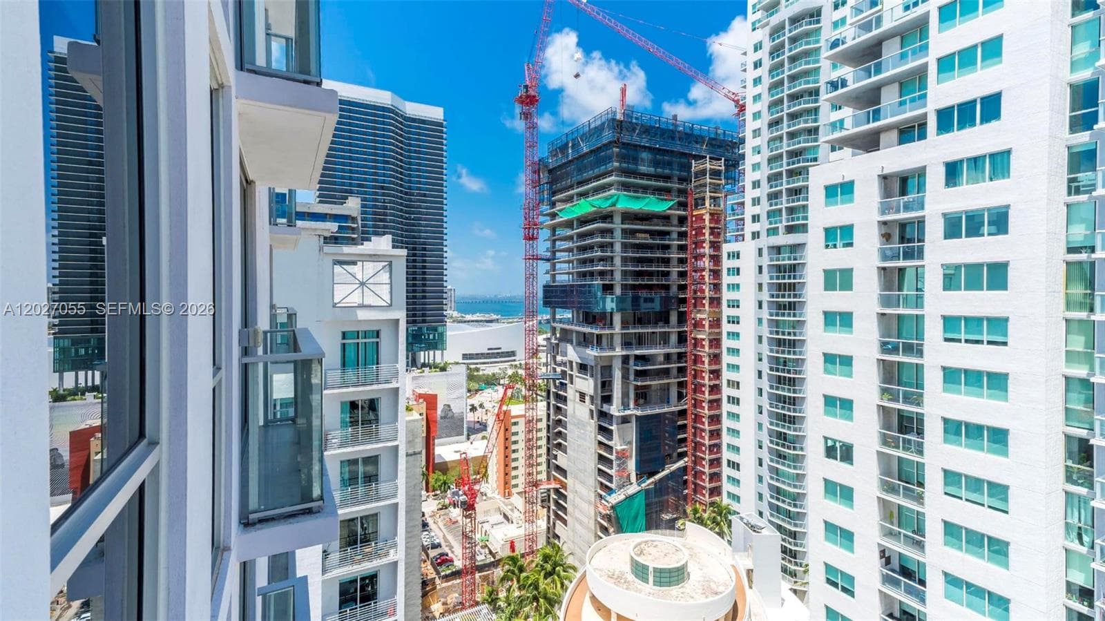 227 NE 2nd St # 2611, Miami FL 33132 — 14