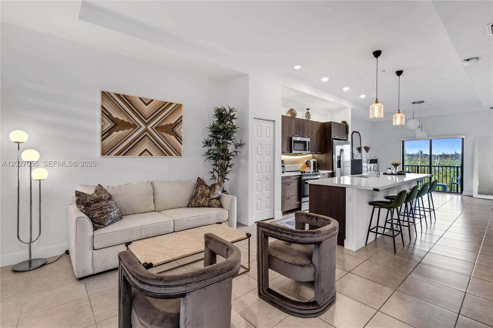 8175 NW 104th Ave # 32, Doral FL 33178 — 1