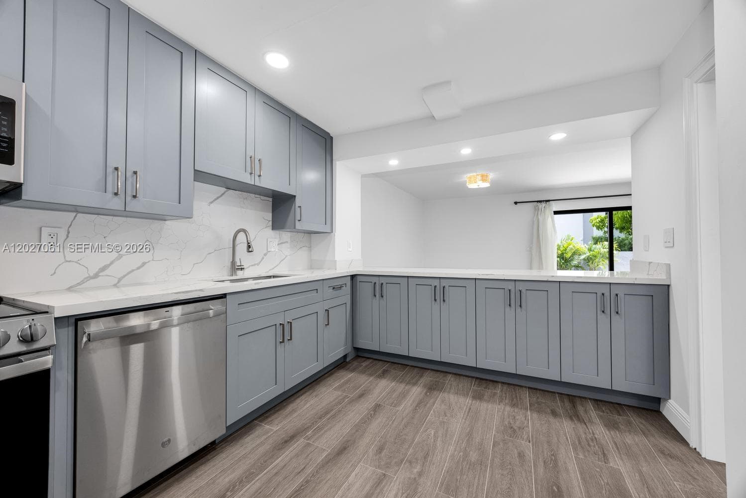 6661 SW 72nd St # 35, South Miami FL 33143 — 13