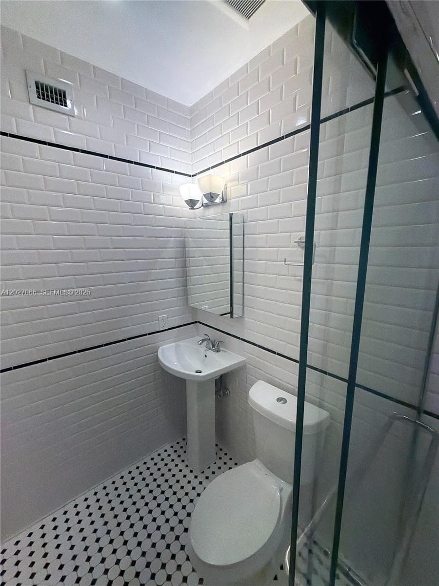 3669 Poinciana Ave # 3A, Miami FL 33133 — 6