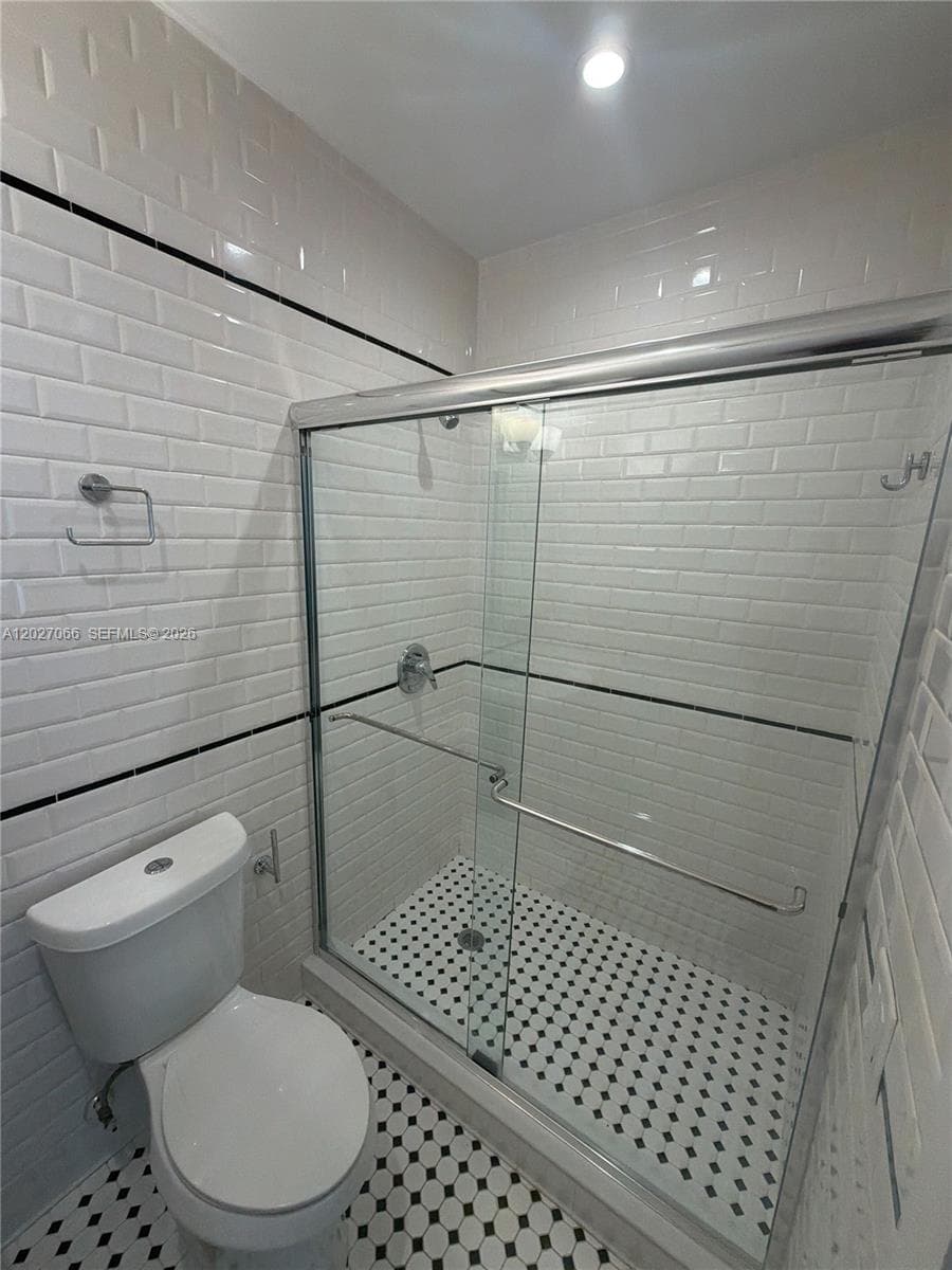 3669 Poinciana Ave # 3A, Miami FL 33133 — 5