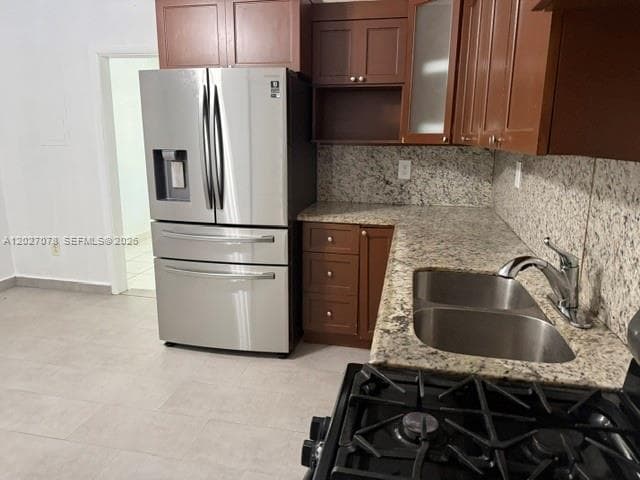 590 E 42nd St # 1, Hialeah FL 33013 — 16