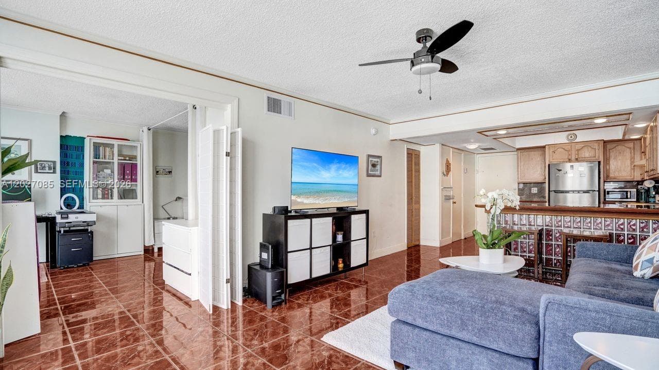 1228 West Ave # 1404, Miami Beach FL 33139 — 9