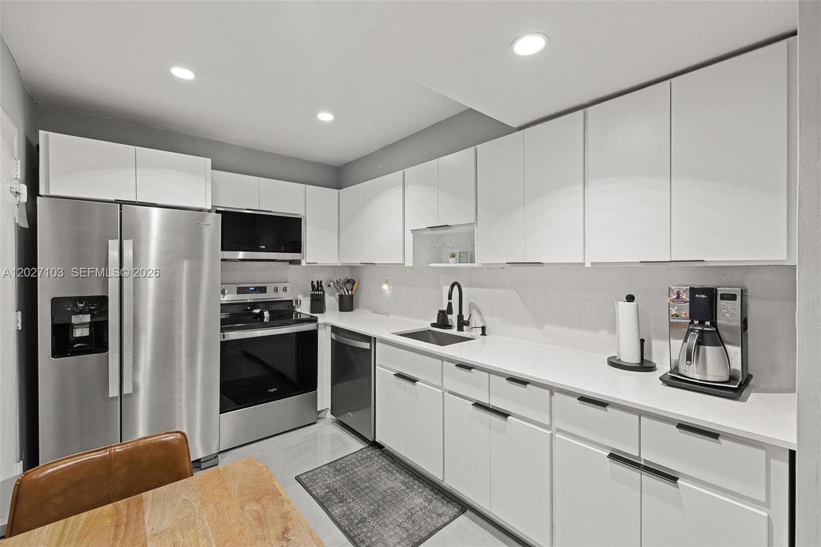 5001 Collins Ave # 1E, Miami Beach FL 33140 — 2