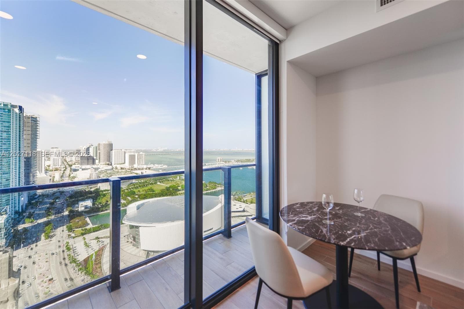 398 NE 5th St # 3505, Miami FL 33132 — 4