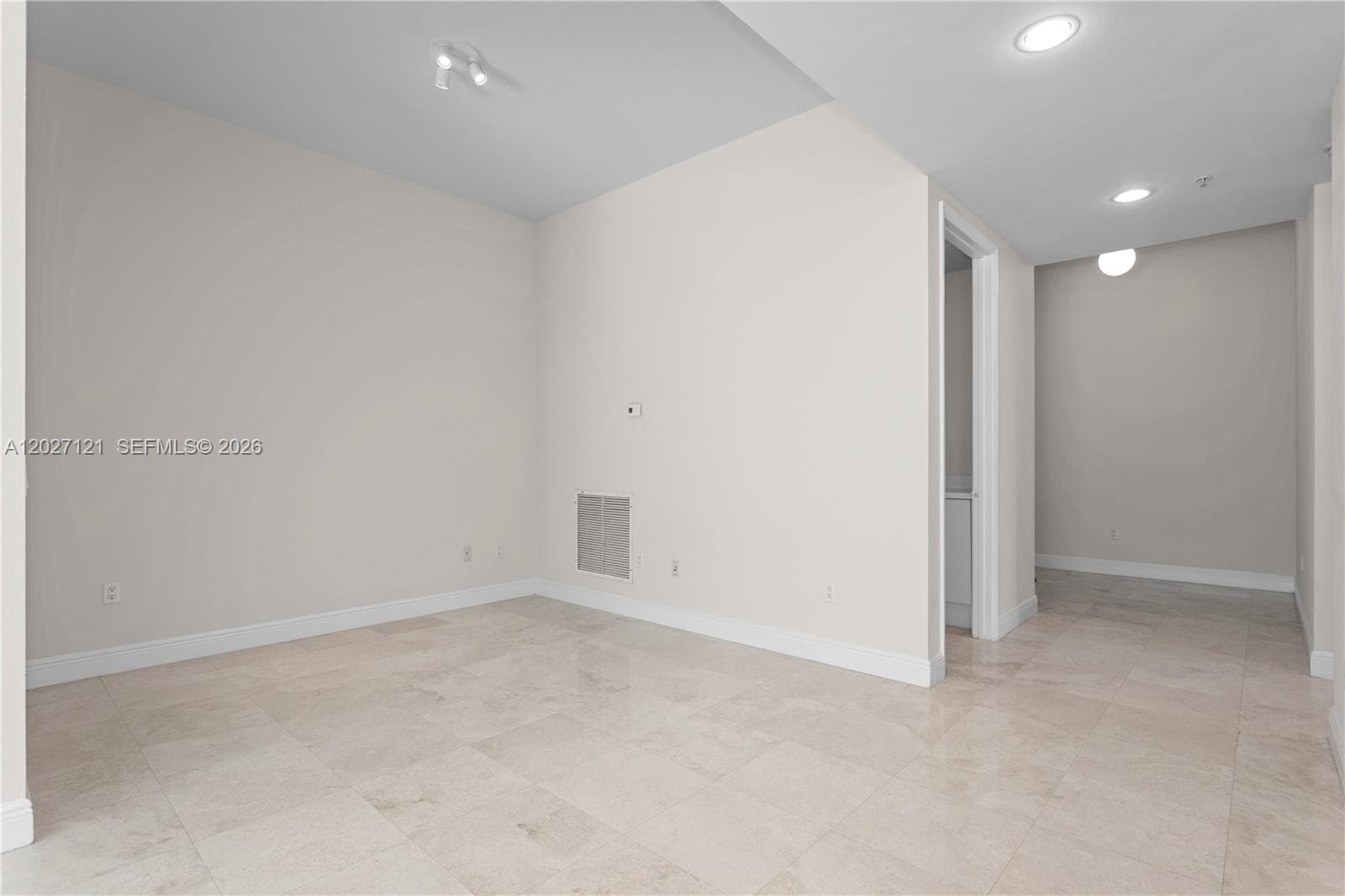 15051 Royal Oaks Ln # 101, North Miami FL 33181 — 11