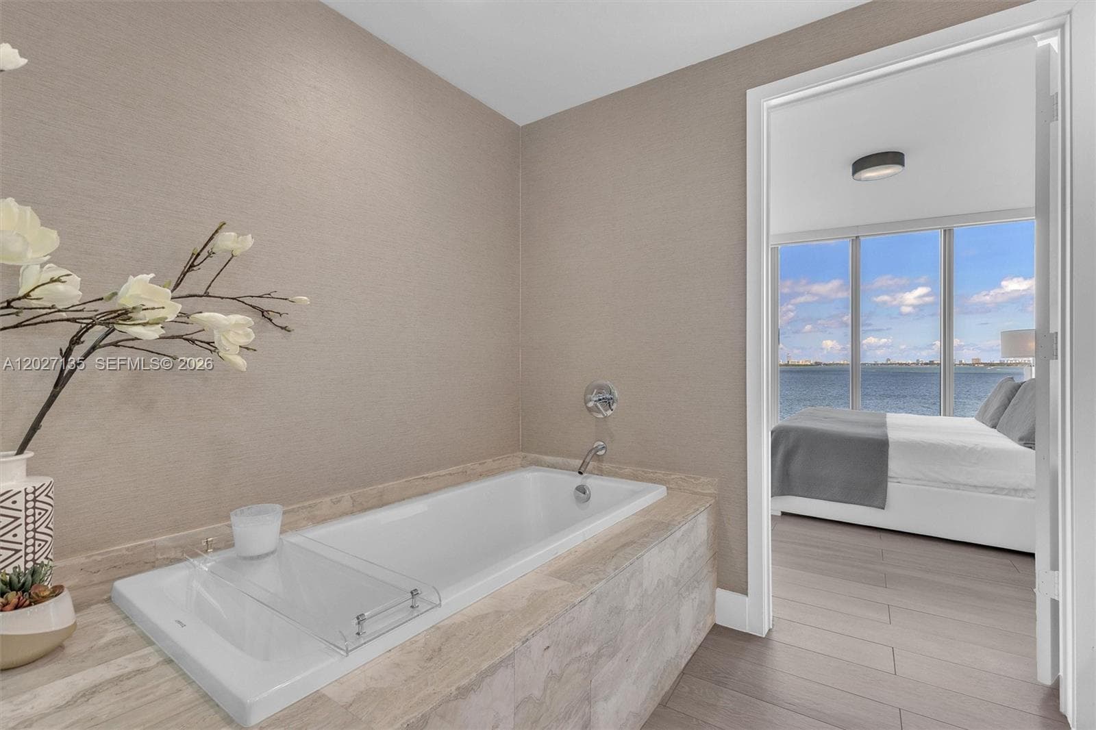 2900 NE 7th Ave # 402, Miami FL 33137 — 23